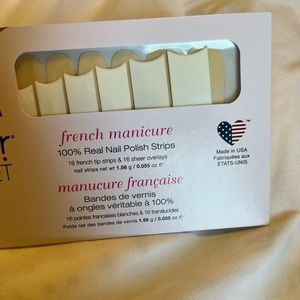 Color Street City of Love French manicure nail strips